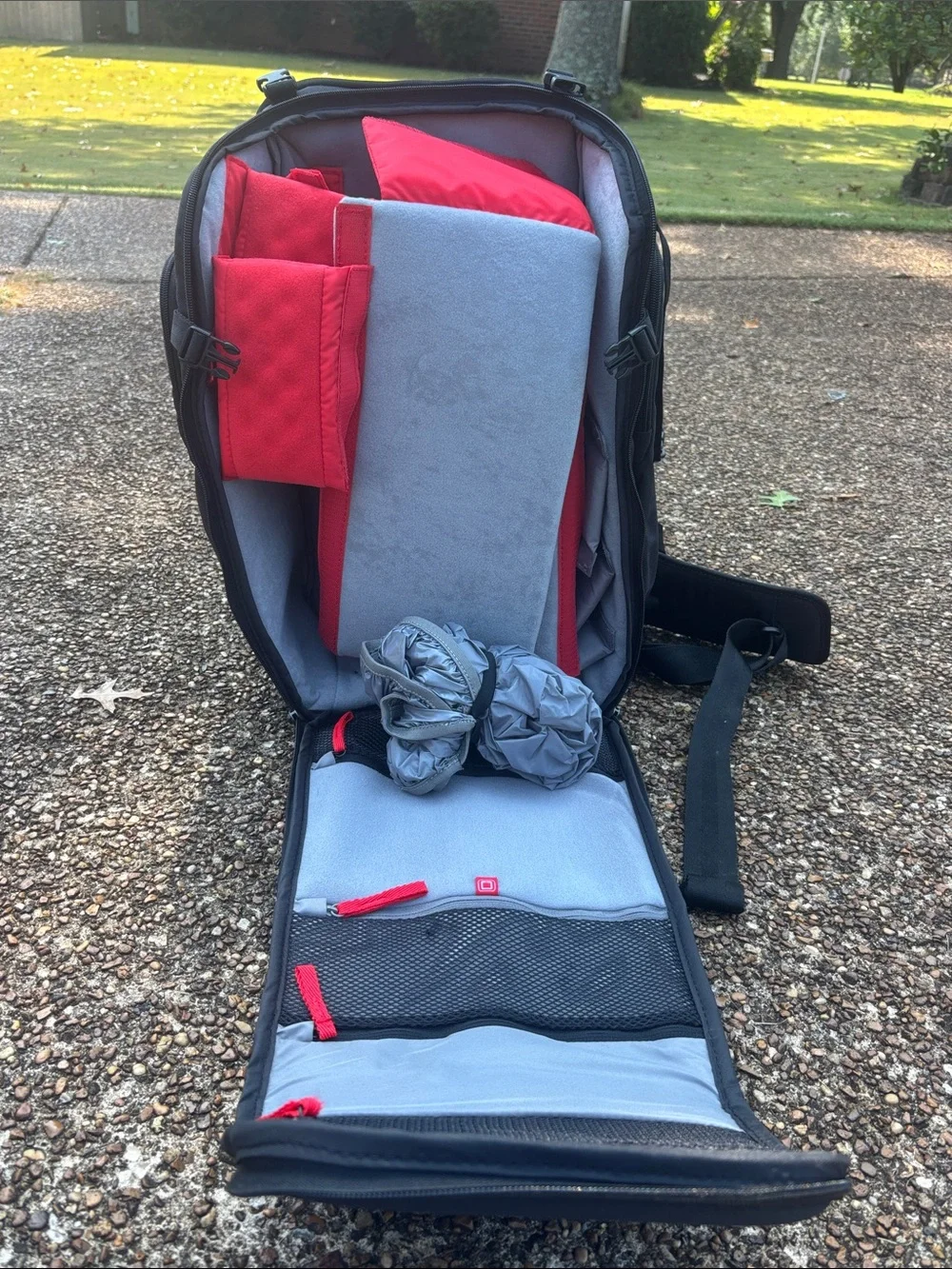 Manfrotto : Backpack 50- Black Camera Backpack with Secure Gear Protection NWT